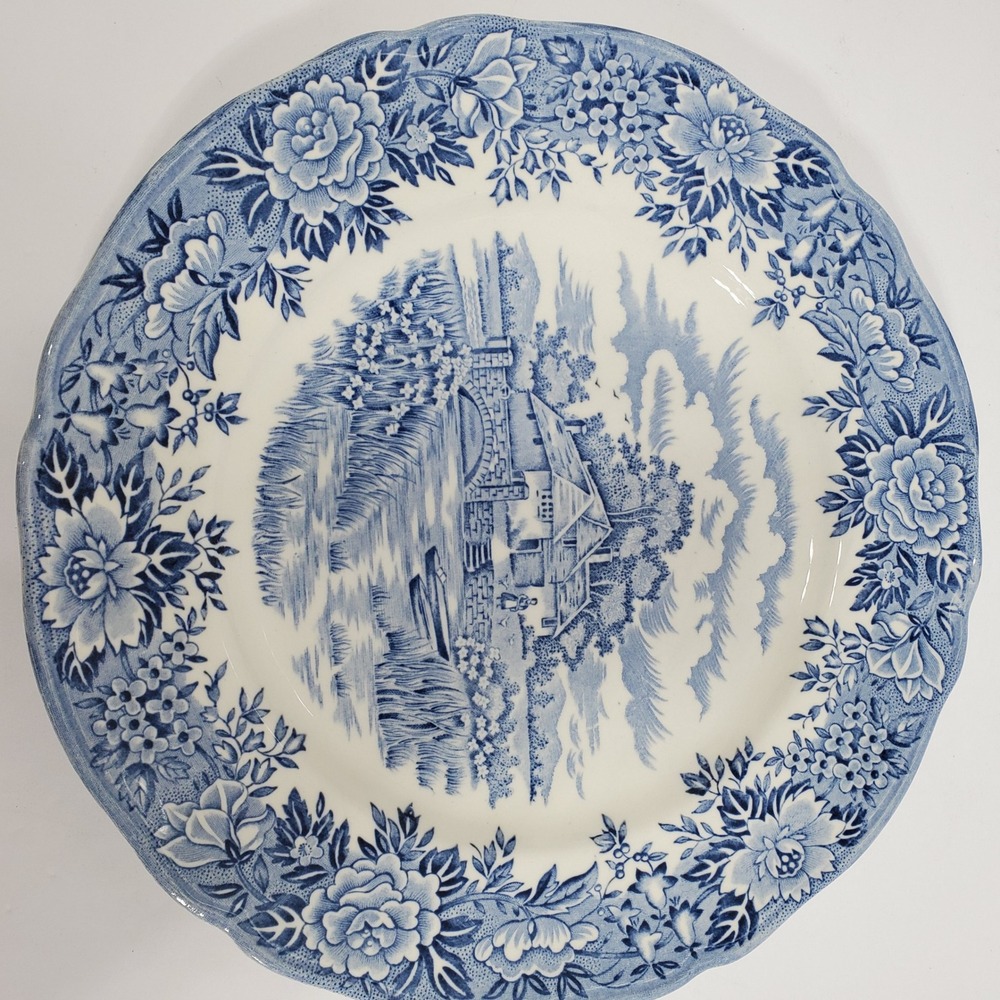 Salem China Co English Village Dinner Plate 10in Blue White  Ironstone